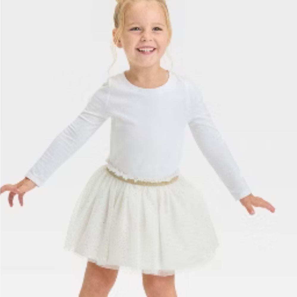 Cat and Jack cream and gold glitter tulle skirt size 5T NWT